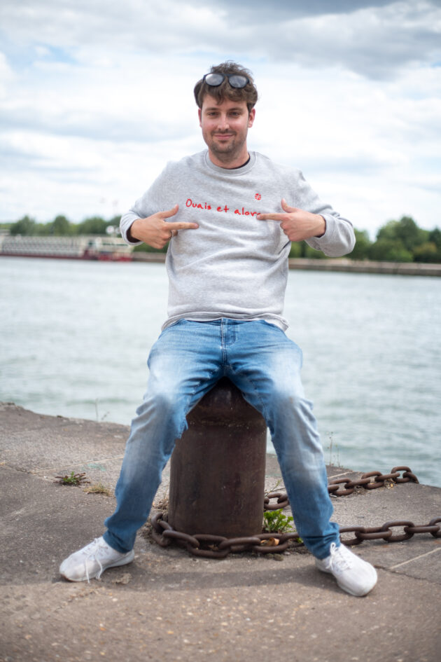 "Le Sacha" - Sweat Gris Unisexe – Image 2