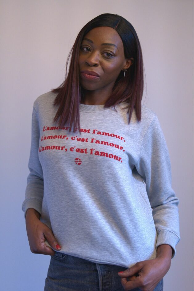"L'amour" - Sweat Gris Femme – Image 6