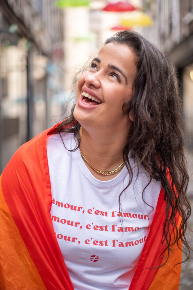"L'amour" - T-shirt Femme