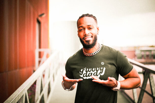 "Le Groovy Dad" - T-shirt Homme – Image 2