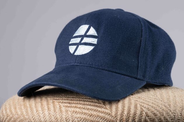 Casquette bleue, l'Originale by Ouais et alors. – Image 2