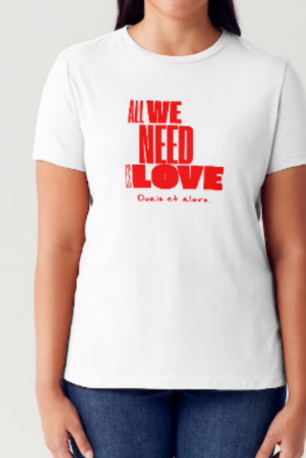 "All We Need Is Love" - T-shirt blanc femme